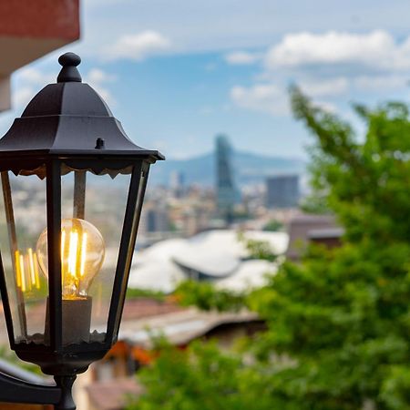 Iris Hotel Tbilisi Eksteriør bilde